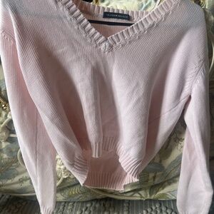 Very cute cropped light pink sweater